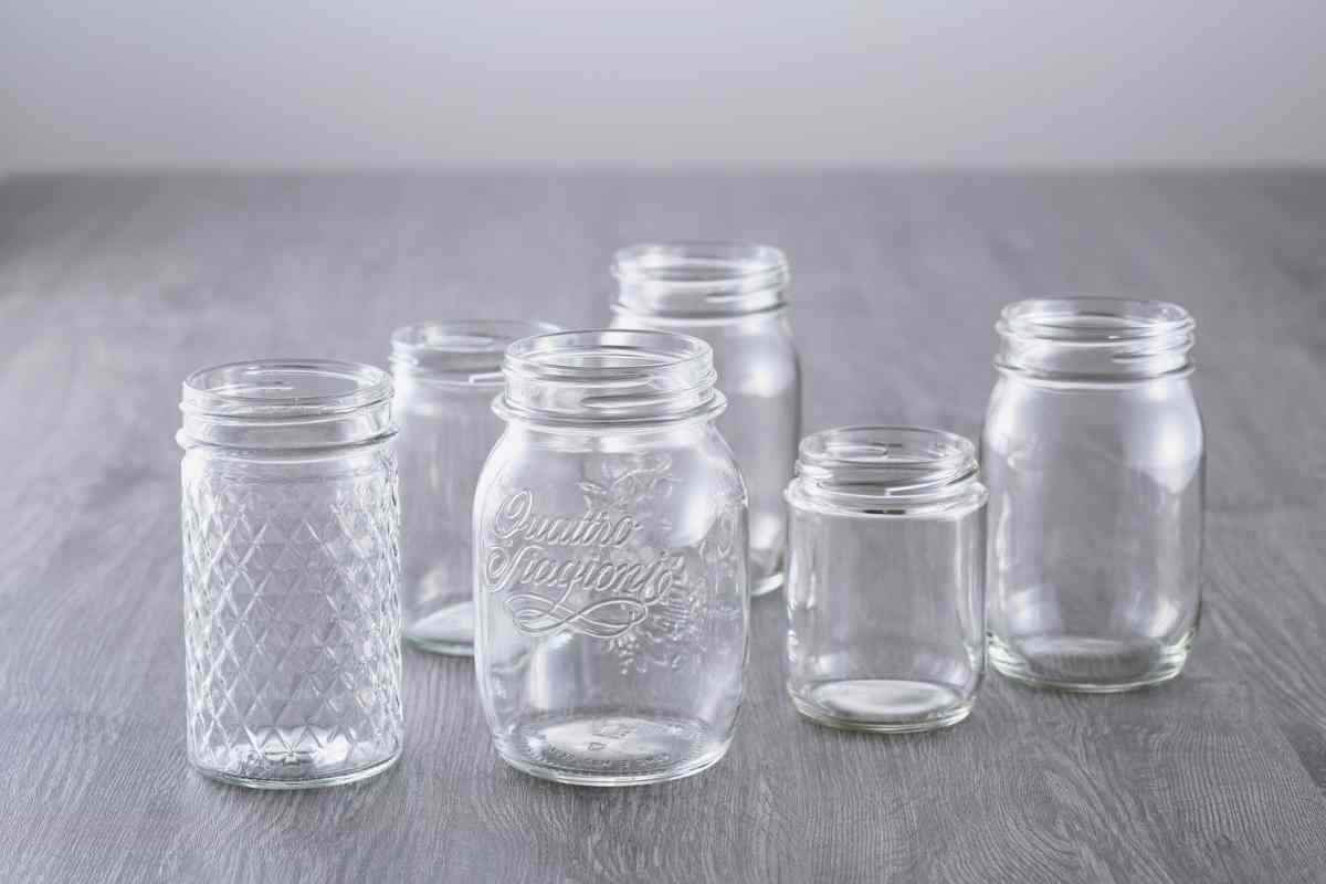 barattoli di vetro vuoti
